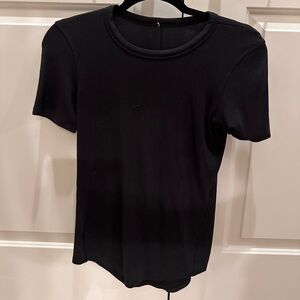 lululemon athletica Black Short Sleeve Tee